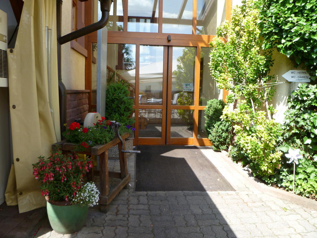 Gasthaus Zum Specht Hösbach Exteriör bild